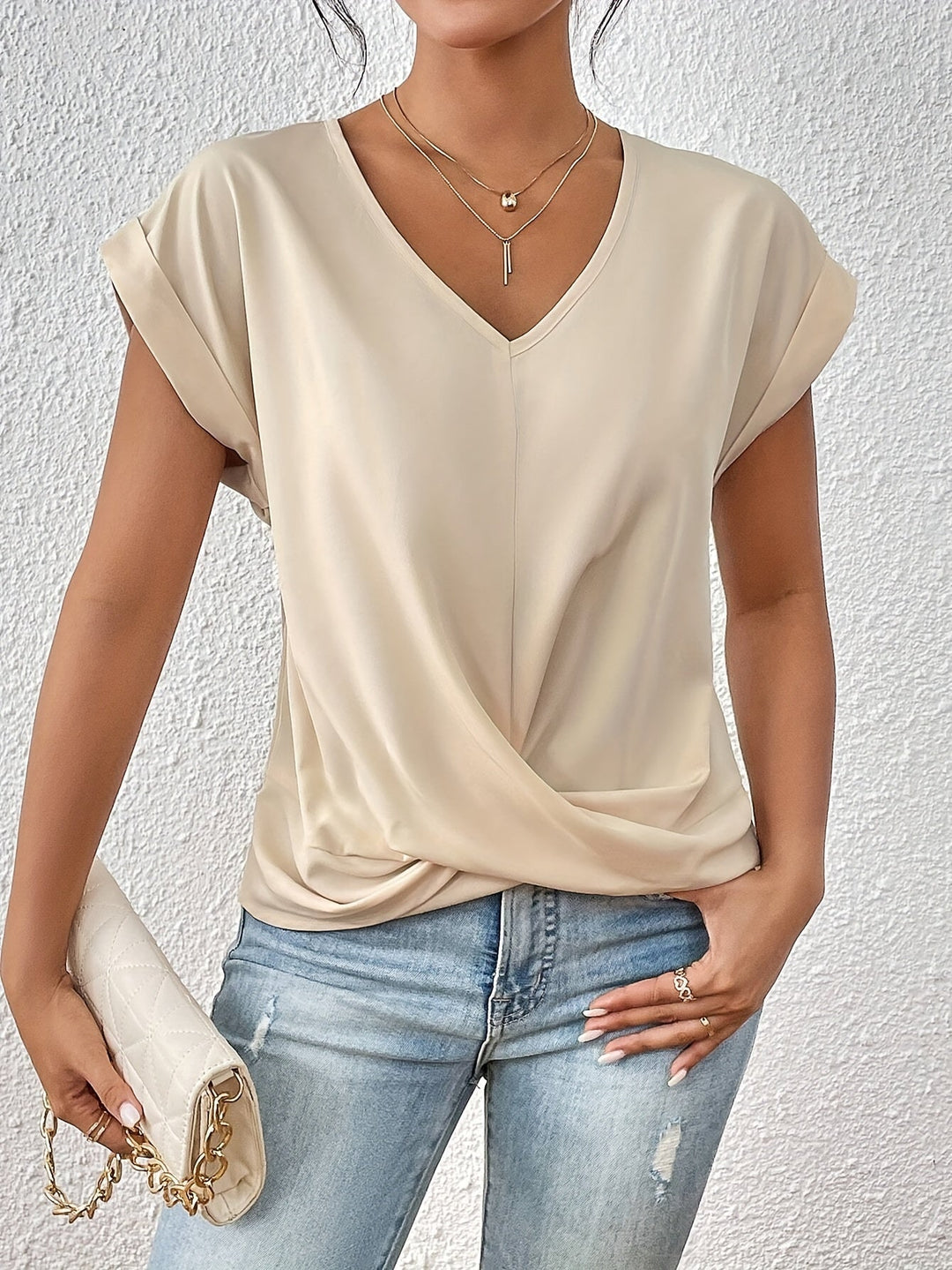 Maya – Twist Front V-Neck Top